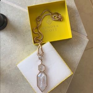 Kendra Scott gold long pendant necklace